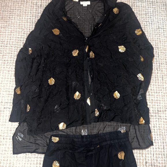 Never Fully Dressed Black and Gold SHELL Set - Picture 3 of 5